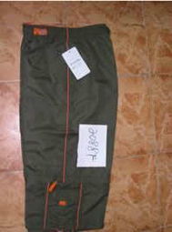 福州榮登貿(mào)易服裝鞋帽零售與批發(fā) 一站式采購，引領(lǐng)時(shí)尚新潮流